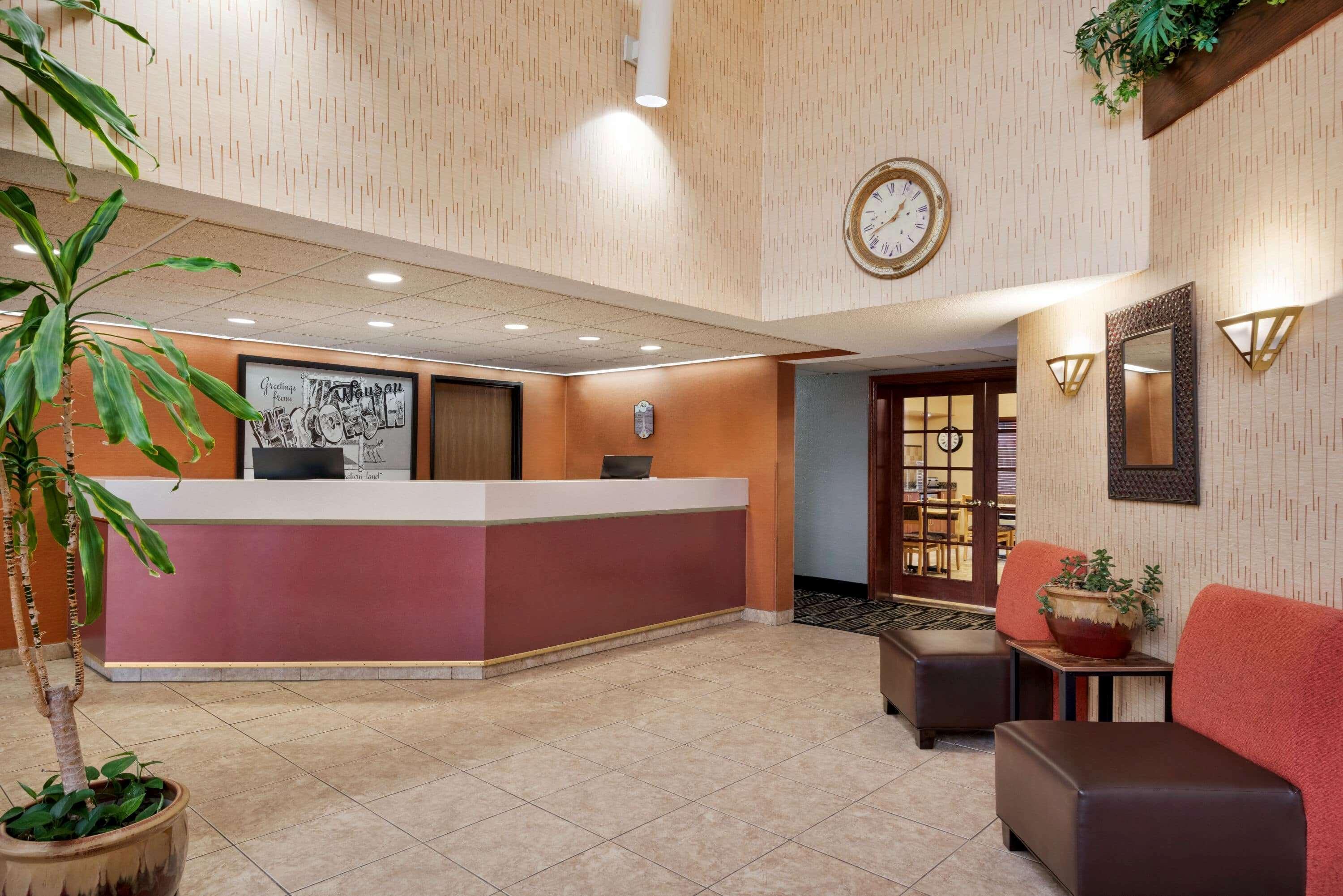 Super 8 By Wyndham Wausau Exterior photo